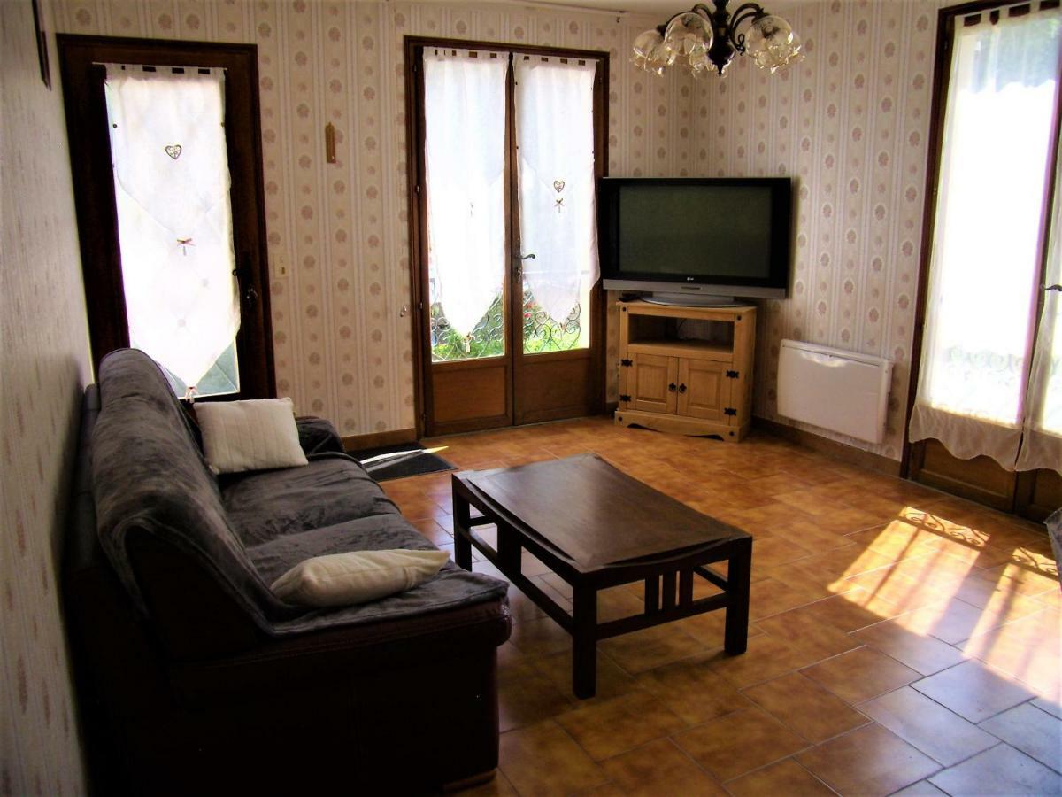 Comme Chez Vous Villa Bayons Exterior photo