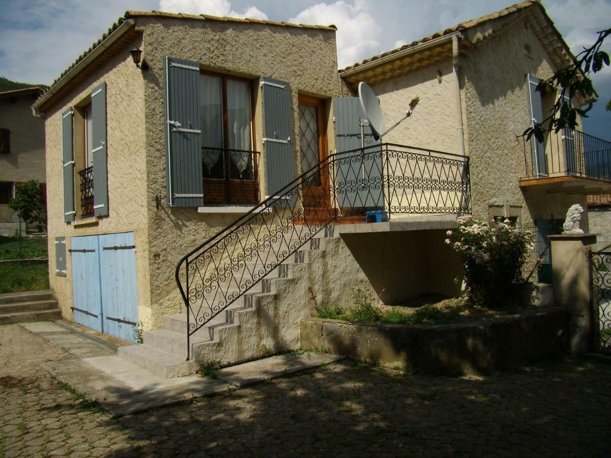 Comme Chez Vous Villa Bayons Exterior photo